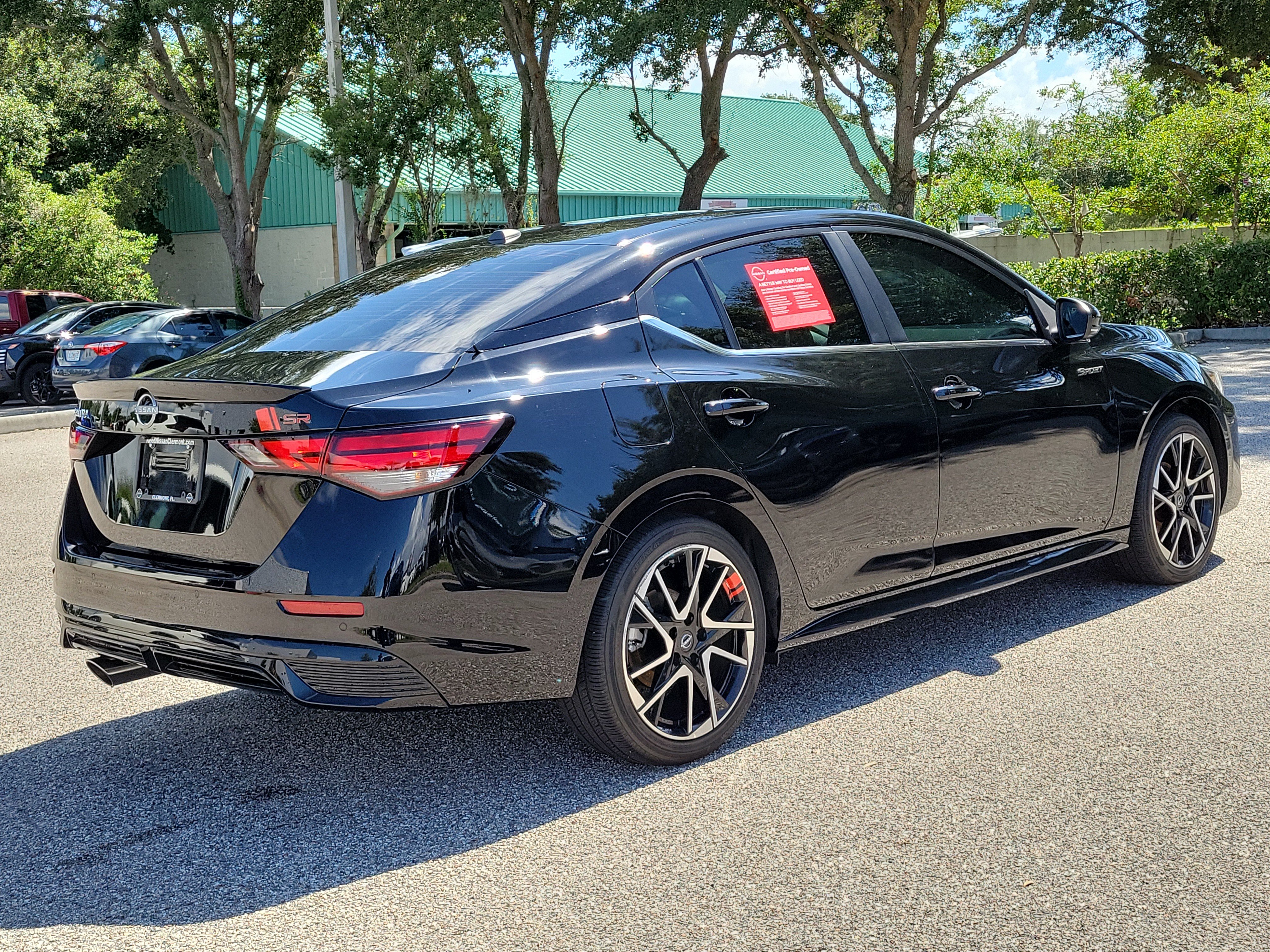 Certified 2025 Nissan Sentra SR FWD image 6