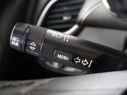 Used 2018 Chevrolet Trax LT w/ Sun & Sound Package image 36