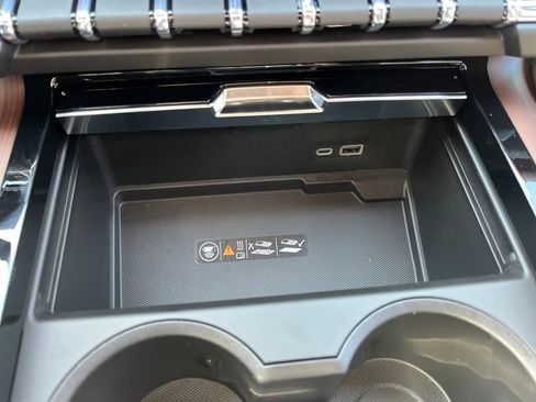 New 2026 GMC Yukon XL Denali w/ Denali Reserve Package image 26