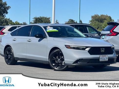 Used 2025 Honda Accord SE image 1