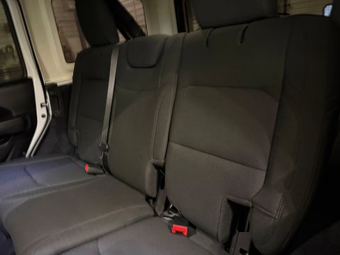 Used 2022 Jeep Wrangler Unlimited Sport image 50