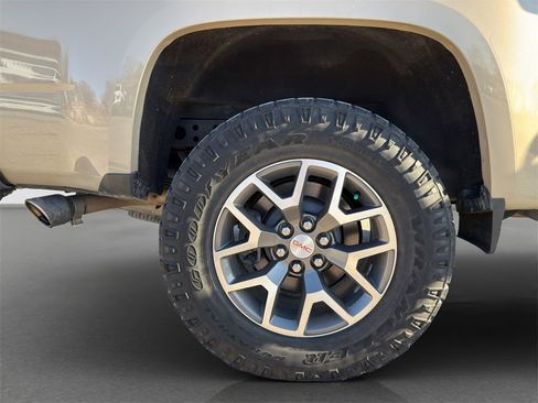 Used 2021 GMC Canyon AT4 w/ Trailering Package image 15