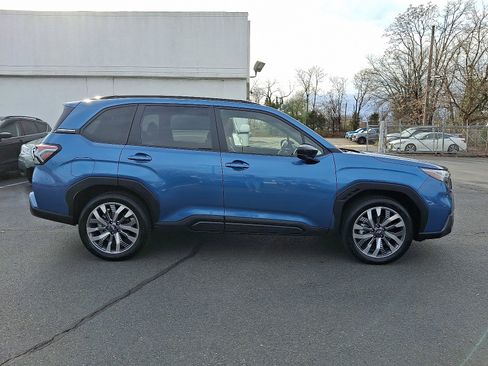 Certified 2025 Subaru Forester Touring image 7