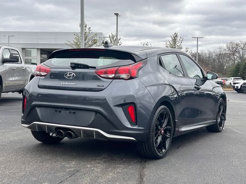 Used 2019 Hyundai Veloster Turbo R-Spec image 7
