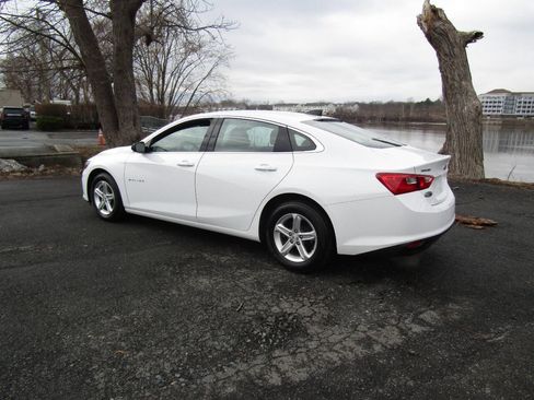 Used 2022 Chevrolet Malibu LS w/ LPO, Floor Liner Package image 35