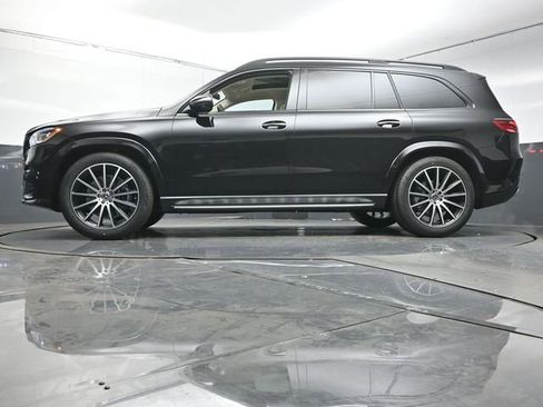New 2026 Mercedes-Benz GLS 450 4MATIC image 37