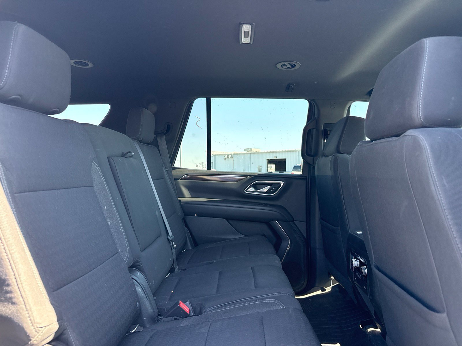 Used 2022 GMC Yukon SLE w/ Gmc Pro Safety Plus Package AWD/4WD image 8