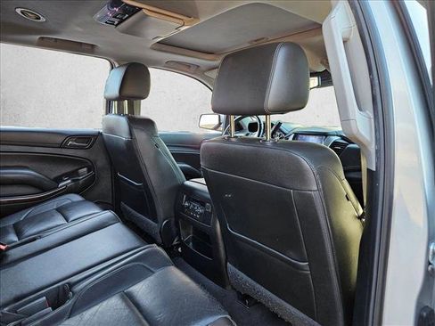 Used 2019 GMC Yukon SLT w/ Open Road Package image 19