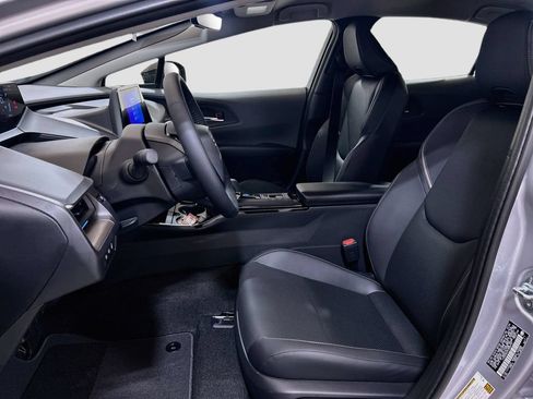 New 2027 Toyota Prius XLE FWD image 18