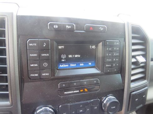 Used 2019 Ford F250 XL w/ Power Equipment Group AWD/4WD image 16