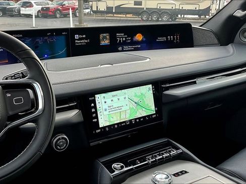 New 2025 Lincoln Navigator L Reserve w/ Jet Appearance Package image 7