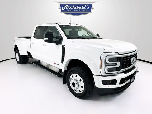 Used 2025 Ford F450 Platinum w/ FX4 Off-Road Package AWD/4WD image 1