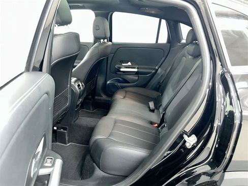 Used 2025 Mercedes-Benz GLA 250 4MATIC image 20