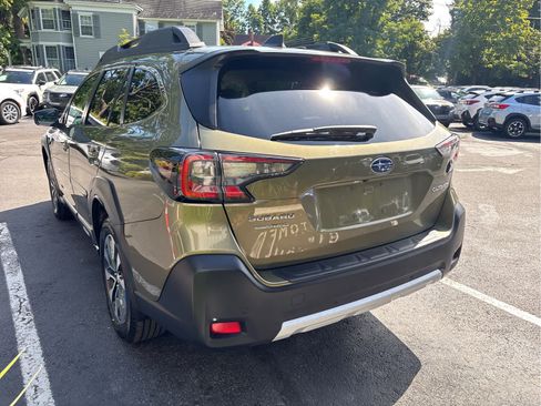 Used 2024 Subaru Outback Limited AWD/4WD image 6