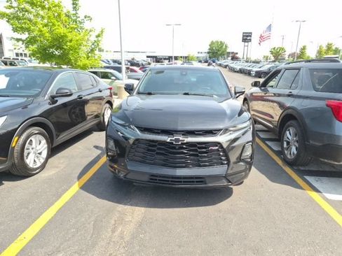 Used 2019 Chevrolet Blazer RS AWD/4WD image 2