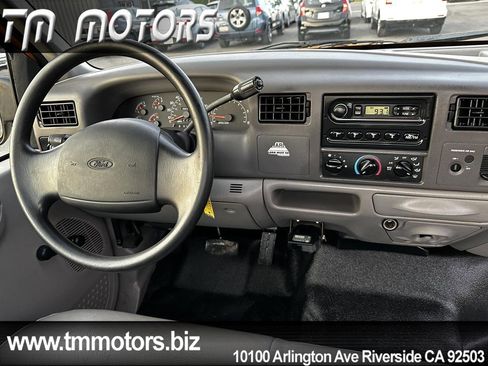 Used 2001 Ford F250 XL image 9