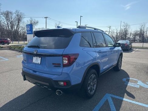 Certified 2025 Honda Passport TrailSport image 8