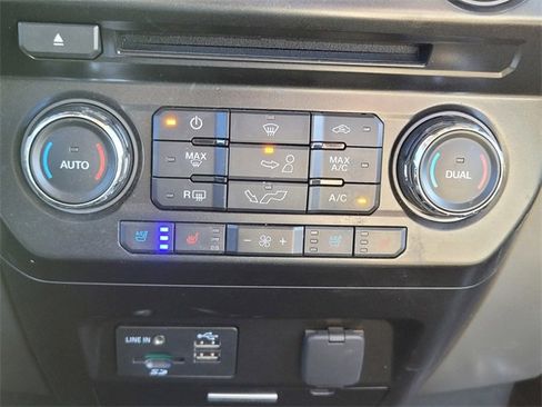 Used 2015 Ford F150 Lariat w/ Equipment Group 501A Mid image 22