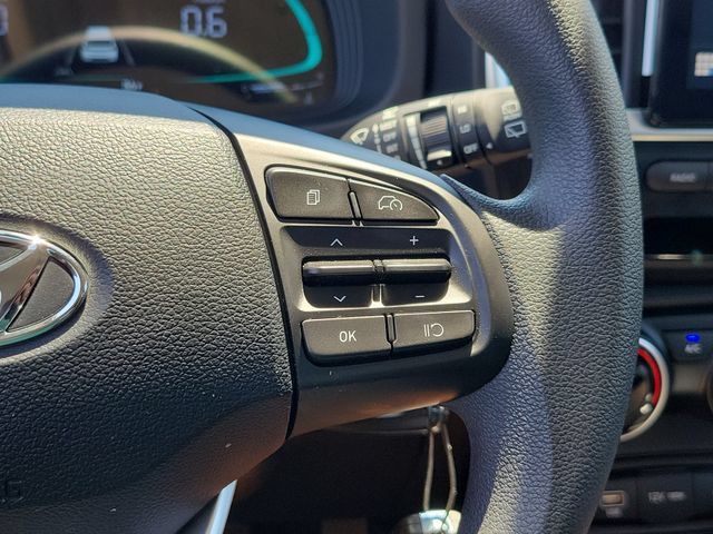 Certified 2026 Hyundai Venue SE FWD image 8