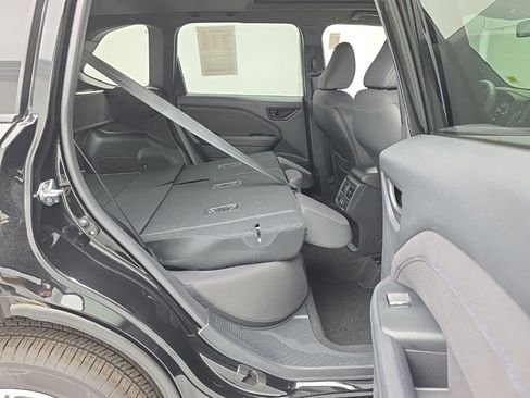 Used 2025 Subaru Forester Premium AWD/4WD image 45