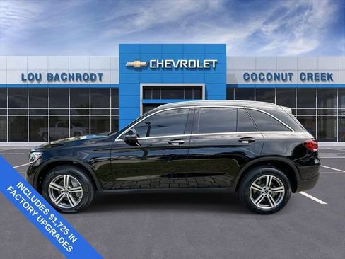Used 2022 Mercedes-Benz GLC 300 w/ Premium Package Lite image 5
