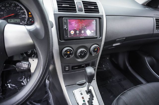 Used 2013 Toyota Corolla S FWD image 15