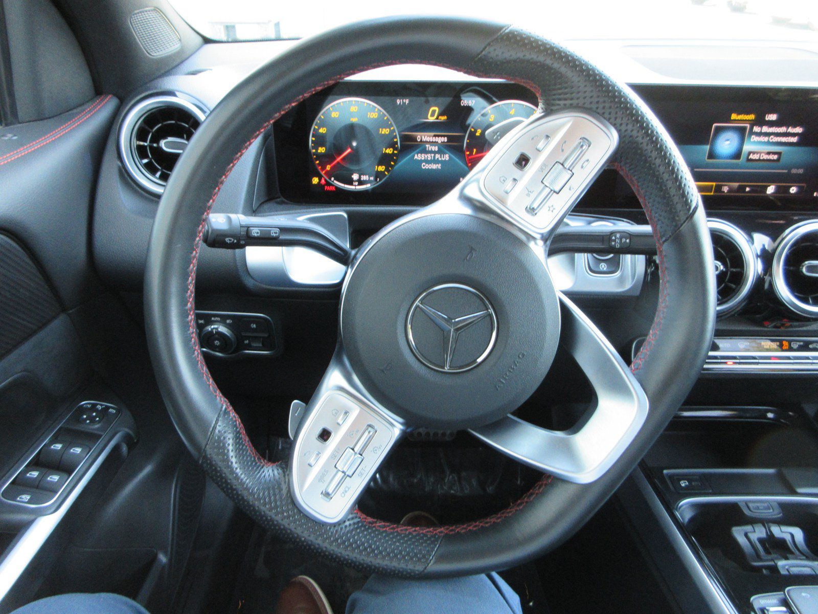 Used 2022 Mercedes-Benz GLB 250 4MATIC image 34