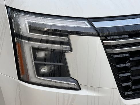 New 2026 Nissan Armada SL w/ Captain's Chari Seat Package image 36