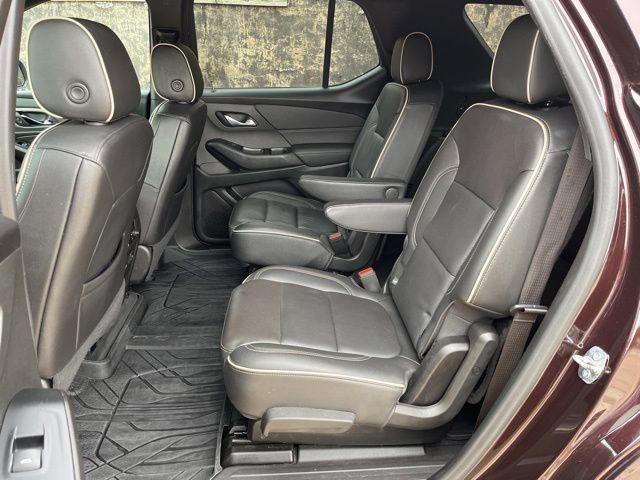 Used 2023 Chevrolet Traverse Premier w/ LPO, Floor Liner Package FWD image 46