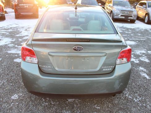 Used 2014 Subaru Impreza 2.0i Premium w/ All-Weather Package w/CVT image 8