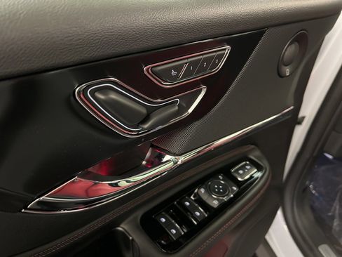 New 2026 Lincoln Corsair Reserve image 29