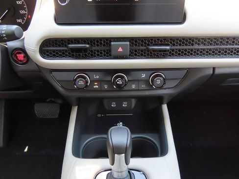 New 2026 Honda HR-V LX image 19