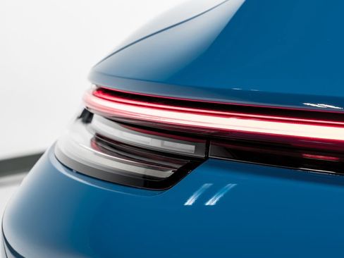 Used 2022 Porsche 911 GT3 RWD image 51