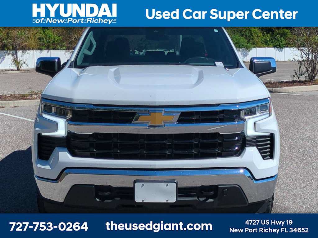 Used 2024 Chevrolet Silverado 1500 LT AWD/4WD image 8