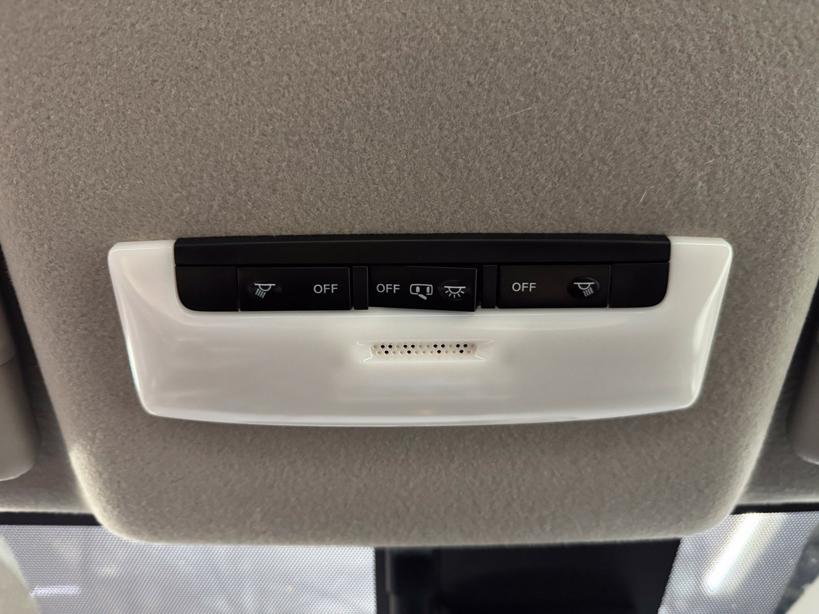 Certified 2024 Nissan Versa SV FWD image 28