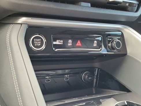 Certified 2025 Audi Q5 Premium Plus w/ Premium Plus AWD/4WD image 28