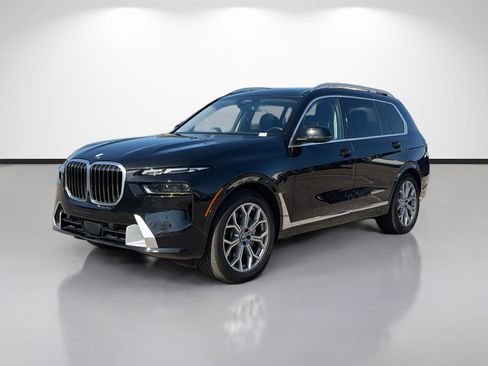 Used 2023 BMW X7 xDrive40i image 7