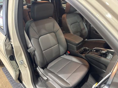 New 2026 GMC Canyon Elevation w/ Convenience Package image 36