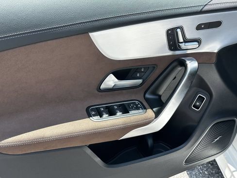 Certified 2025 Mercedes-Benz CLA 250 4MATIC image 11