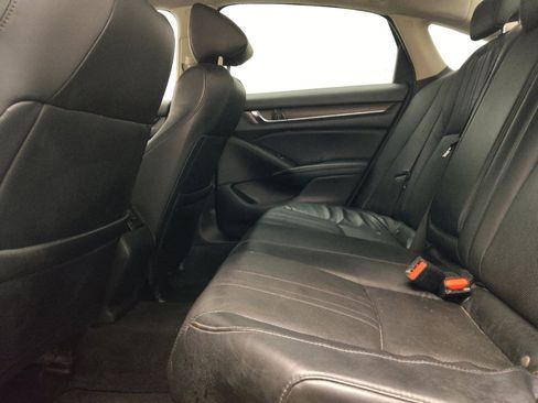 Used 2018 Honda Accord EX-L image 18