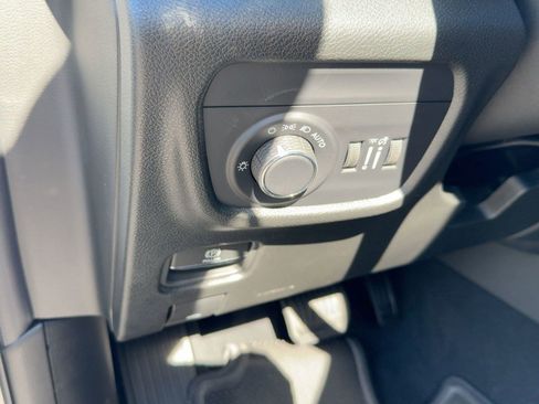 New 2025 Jeep Grand Cherokee L Laredo w/ Luxury Tech Group I image 19