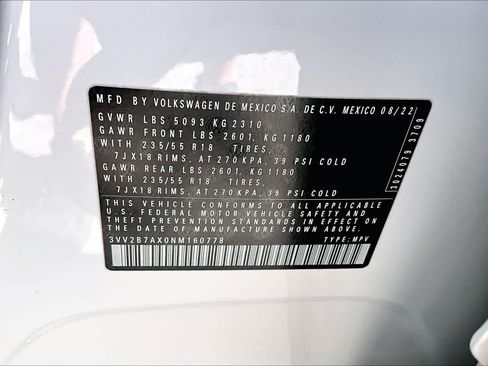 Used 2022 Volkswagen Tiguan SE AWD/4WD image 33