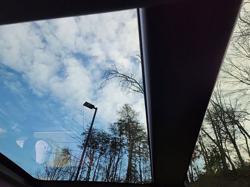 New 2025 Land Rover Range Rover Sport Dynamic SE image 27