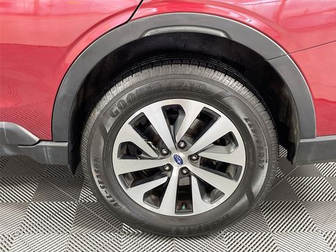 Used 2021 Subaru Outback Premium AWD/4WD image 32