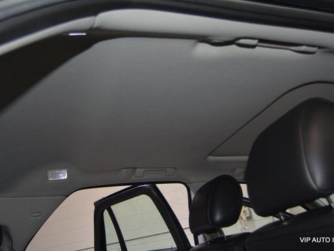 Used 2010 Cadillac DTS Premium w/ Driver Awareness Package image 21