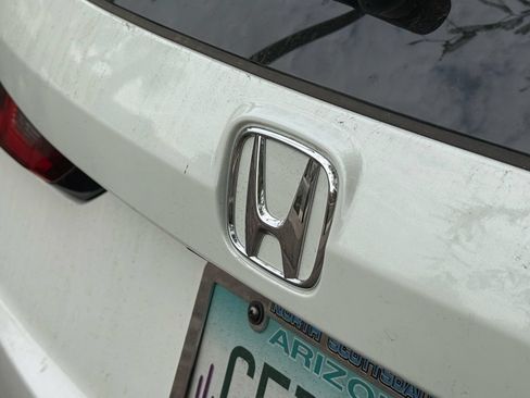 Used 2024 Honda CR-V EX-L image 12