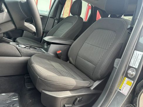 Used 2023 Ford Escape Active w/ Cold Weather Package FWD image 9
