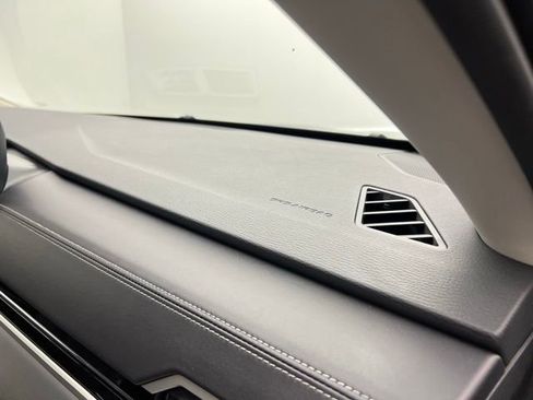 Used 2024 Mitsubishi Outlander SE image 33