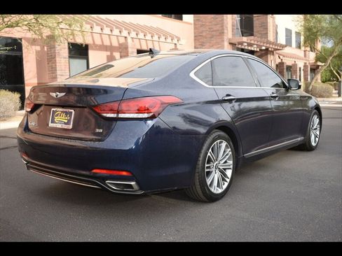 Used 2019 Genesis G80 3.8 RWD image 6