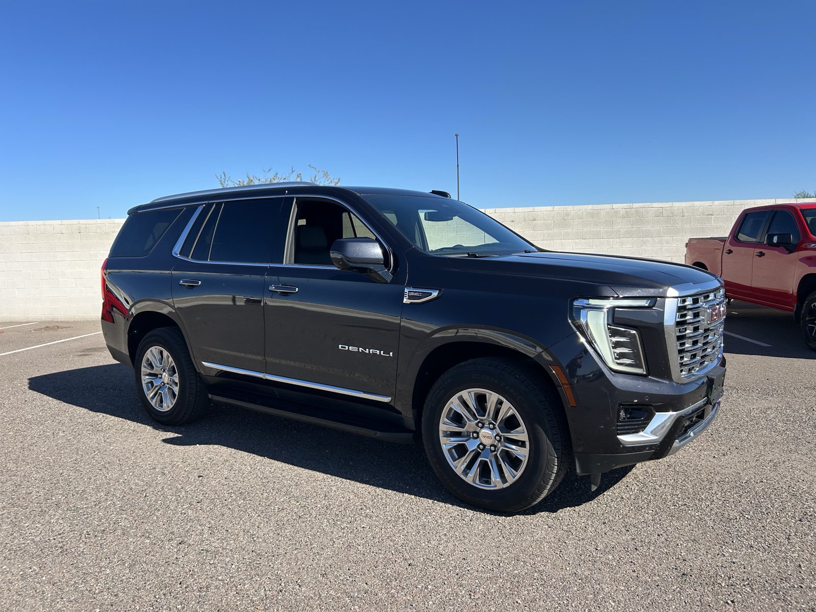 Certified 2025 GMC Yukon Denali AWD/4WD image 7